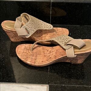 Women's Gold Sandals